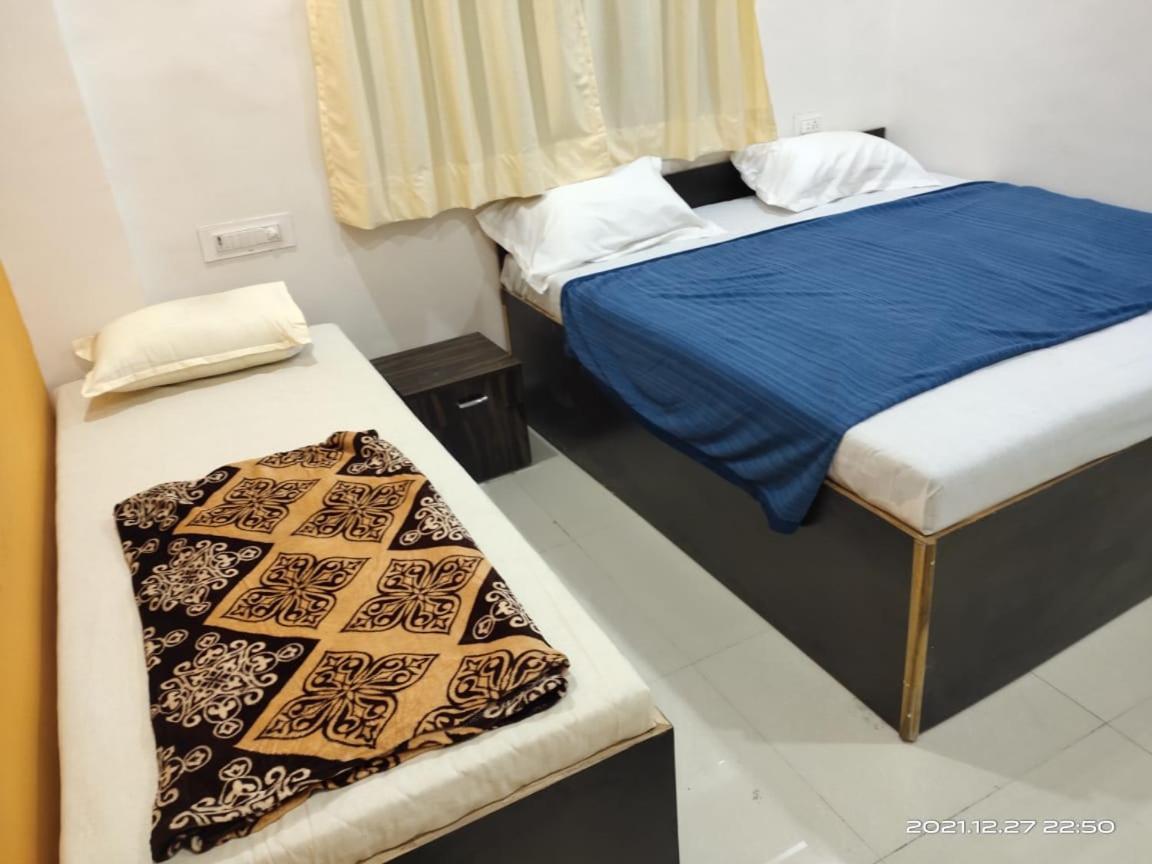 Hotel Sai Santosh Shirdi Dış mekan fotoğraf